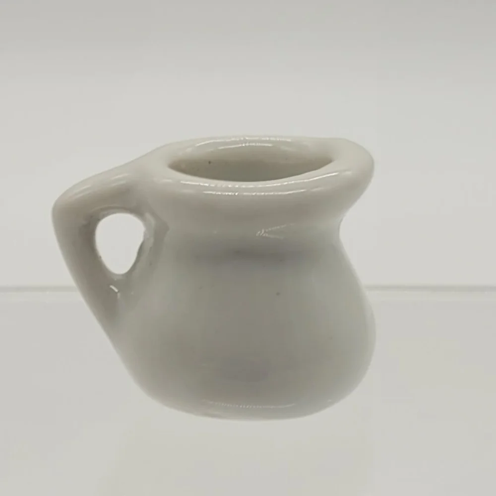 Dollhouse Teapot / Curio Figurine​​​
